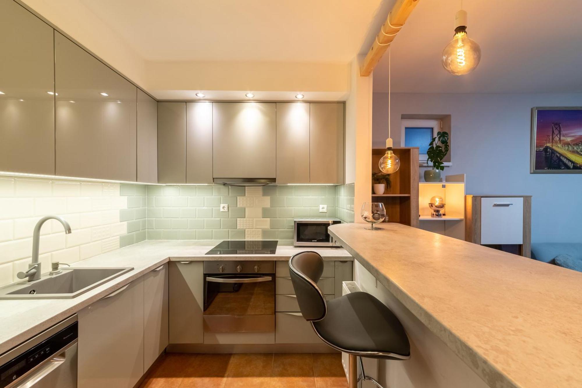 Center Budget Apartment Inside Free Parking Self Check-In Free Streaming Ac Balcony Budapest Exteriör bild